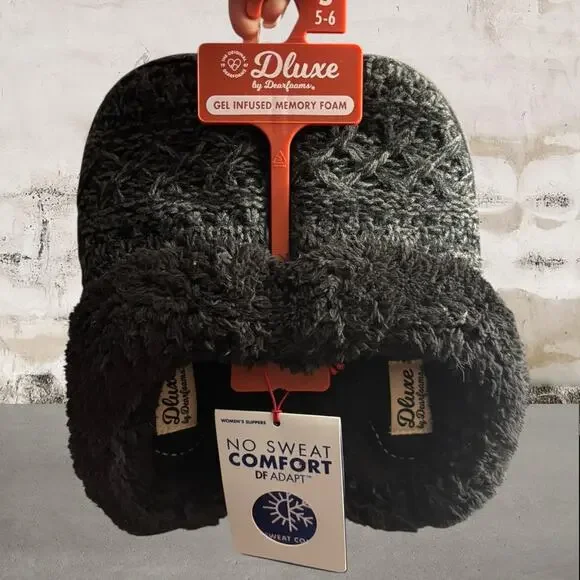 Dluxe by Dearfoams NWT Gel Infused Memory Foam Slippers Size 5-6 - Picture 4 of 4